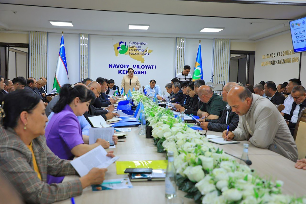 Navoiy viloyatida hududiy jamoa kelishuvi ijrosi ko‘rib chiqildi va yangi kelishuv imzolandi